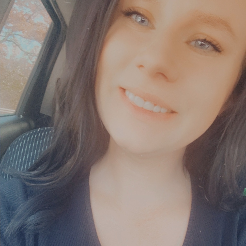 Meet your Posher, Em